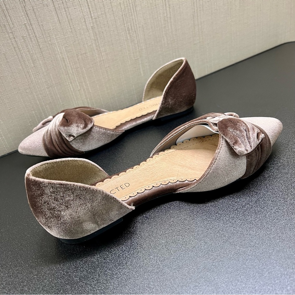 Restricted Velvet Bow Flats with Pointed Toe - Picture 3 of 9